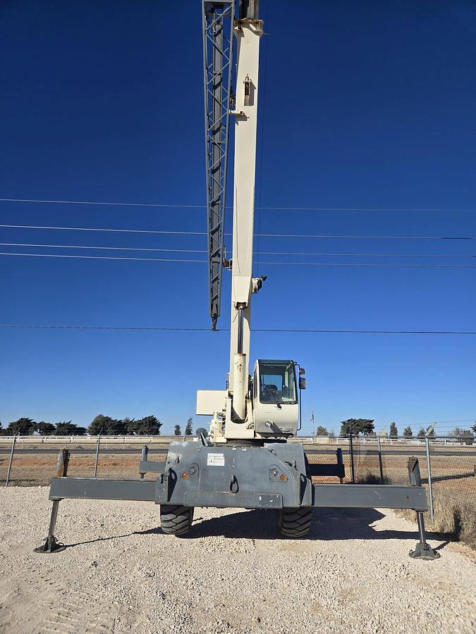 Used 2014 TEREX RT-230 30 TON CRANE