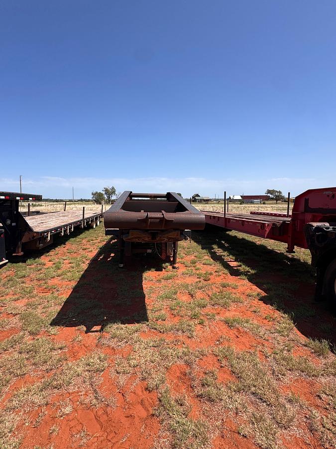 Used 40' OILFIELD STEP DECK TRAILER