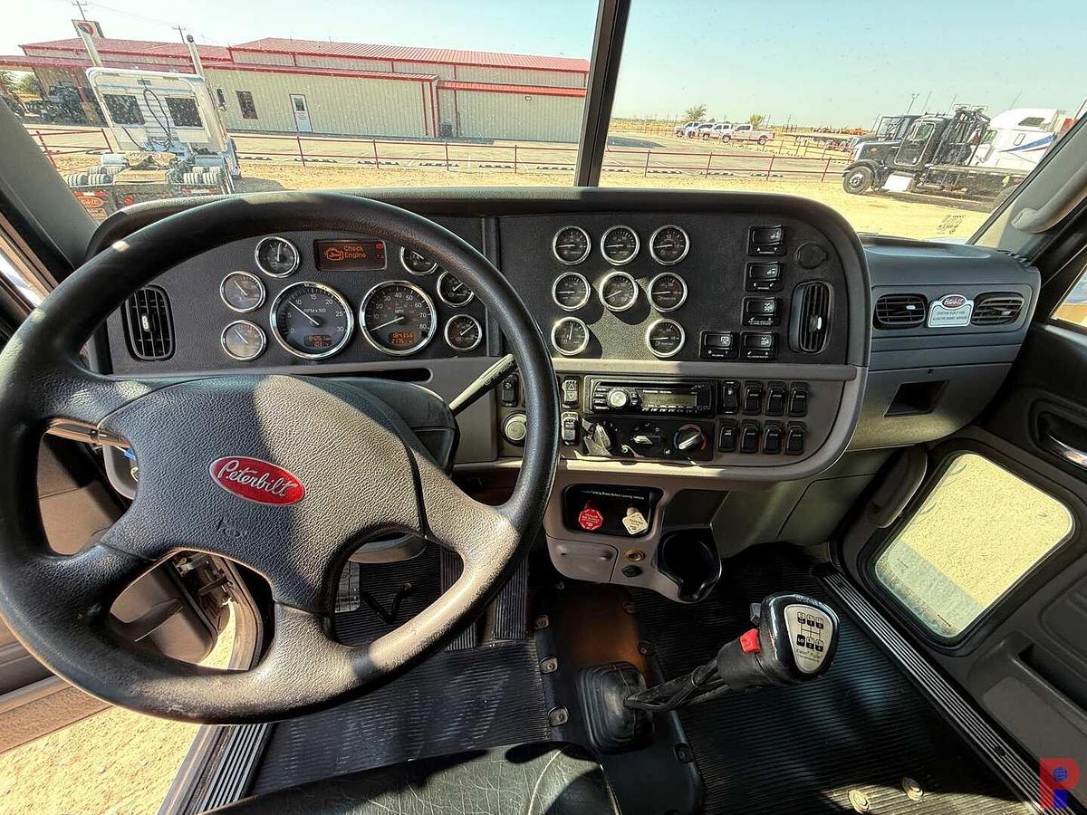 Used 2013 PETERBILT 388 T/A SLEEPER HAUL TRUCK