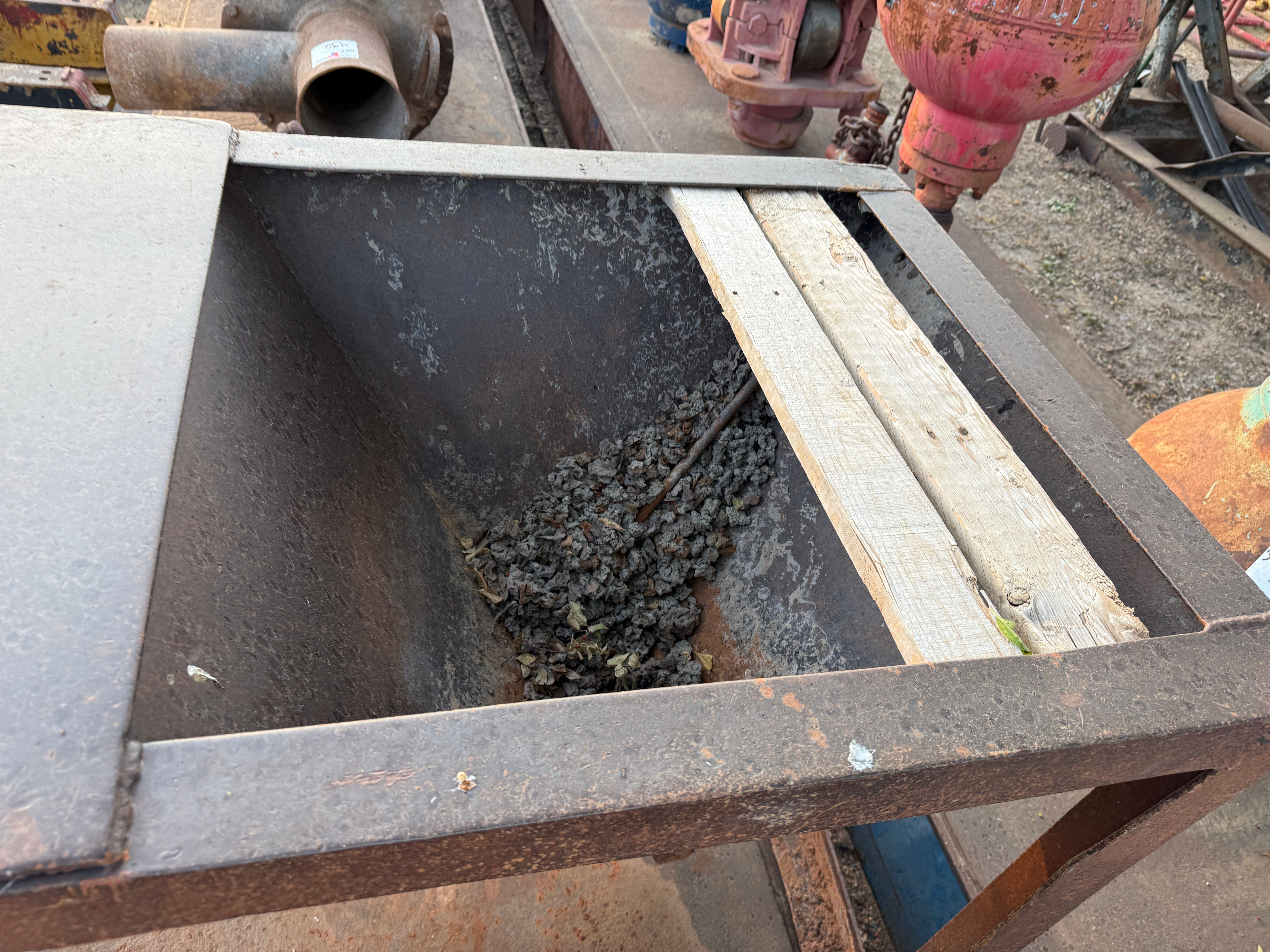 Used 32” x 32” x 20” CONE SHAPED MUD MIXING HOPPER & 42" x 36" x 32" JUNK BASKET W/ TOP & LIFTING EYES