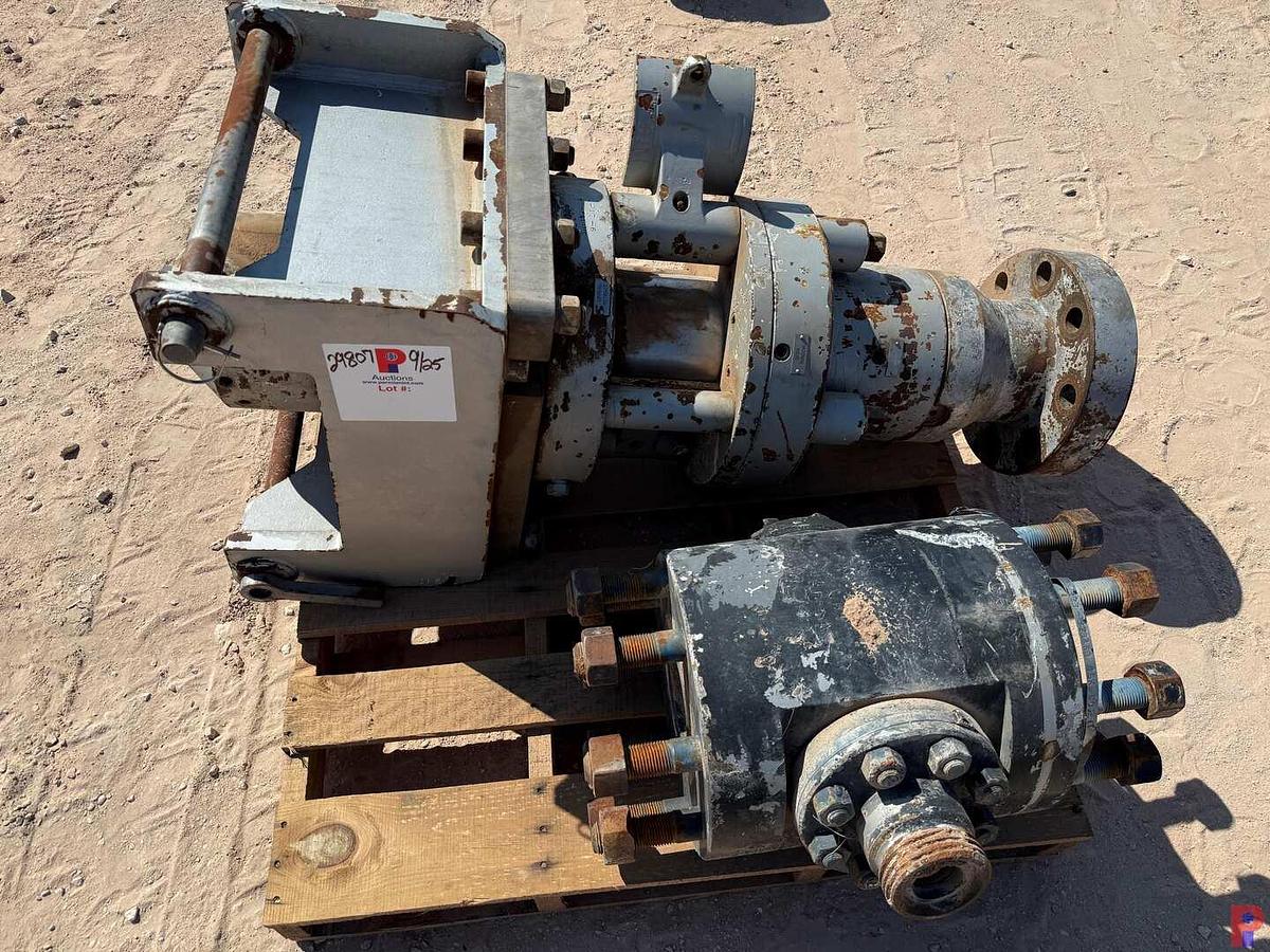 Used 15K WP COILED TUBING PACKOFF & 15K WP CROSS