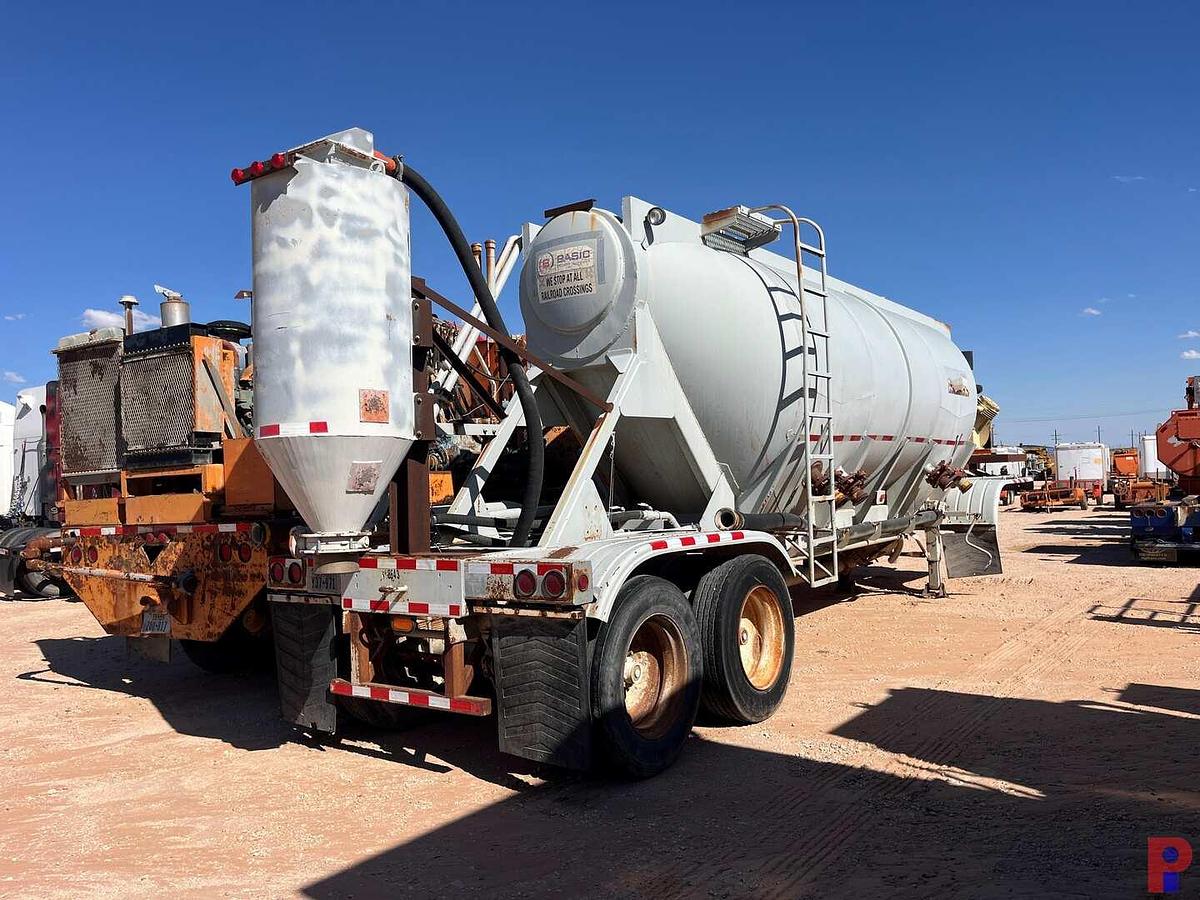 Used 2011 SERVA 3-AXLE TRAILER MOUNTED FRAC PUMP
