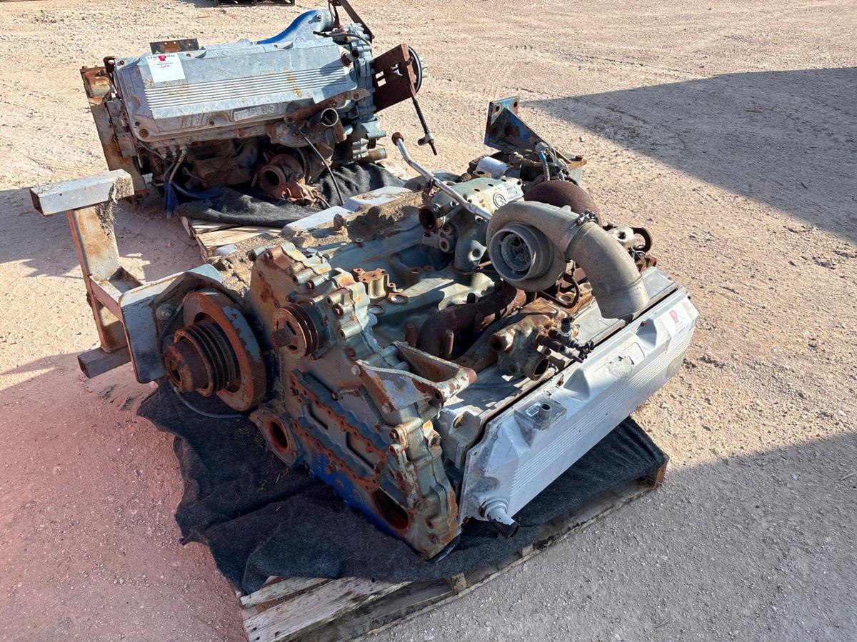 Used (2) Detroit diesel Series 60 engines