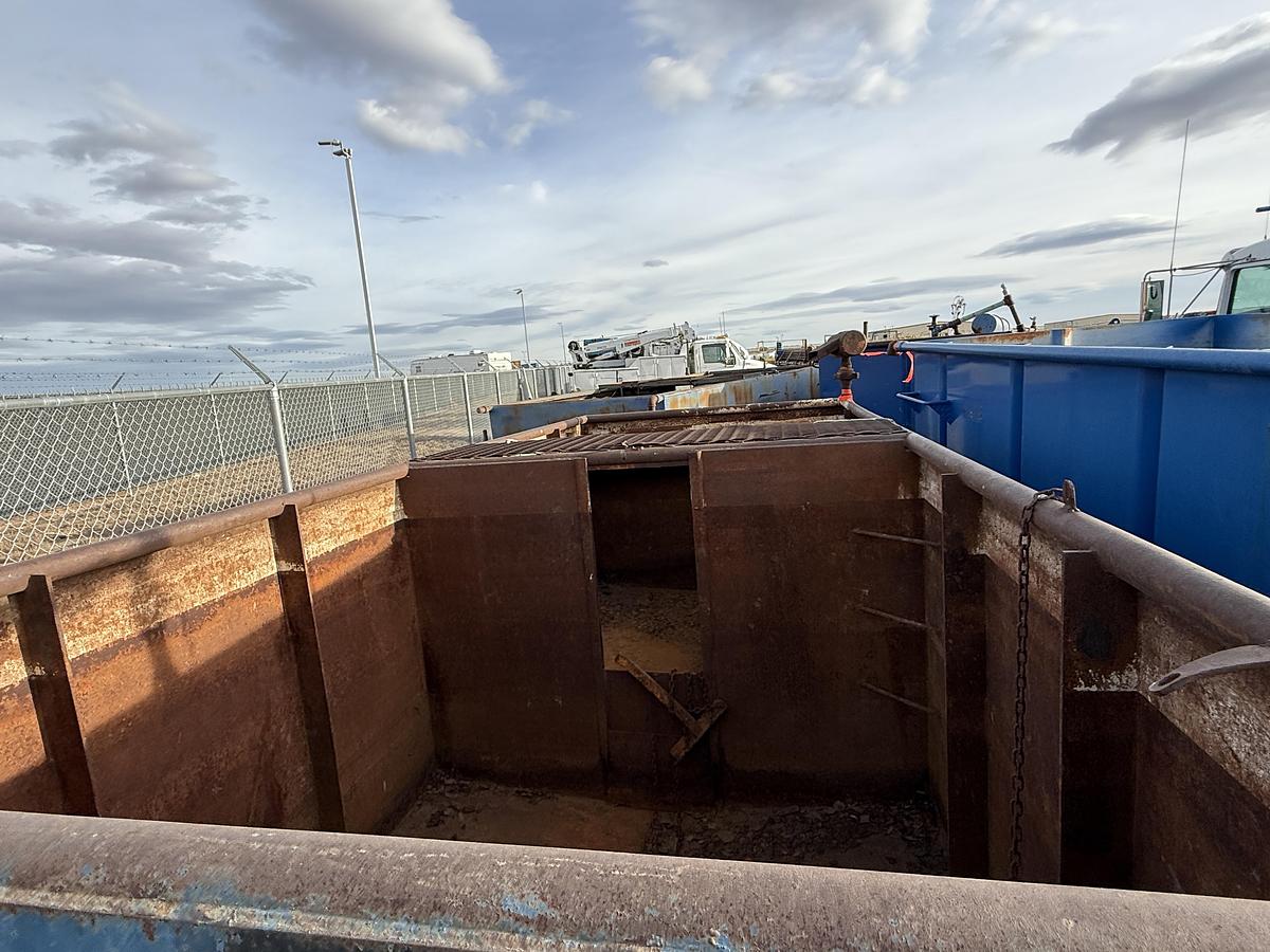 Used 15’L X 7’W X 5’H 2-COMP REVERSE PIT W/ CATWALK,