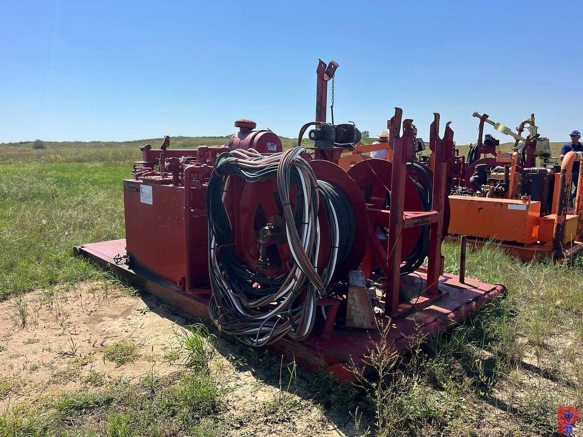 Used POWER SWIVEL SKID (NO SWIVEL) W/ DETROIT 4-71 DIESEL ENGINE, HOSES & REELS