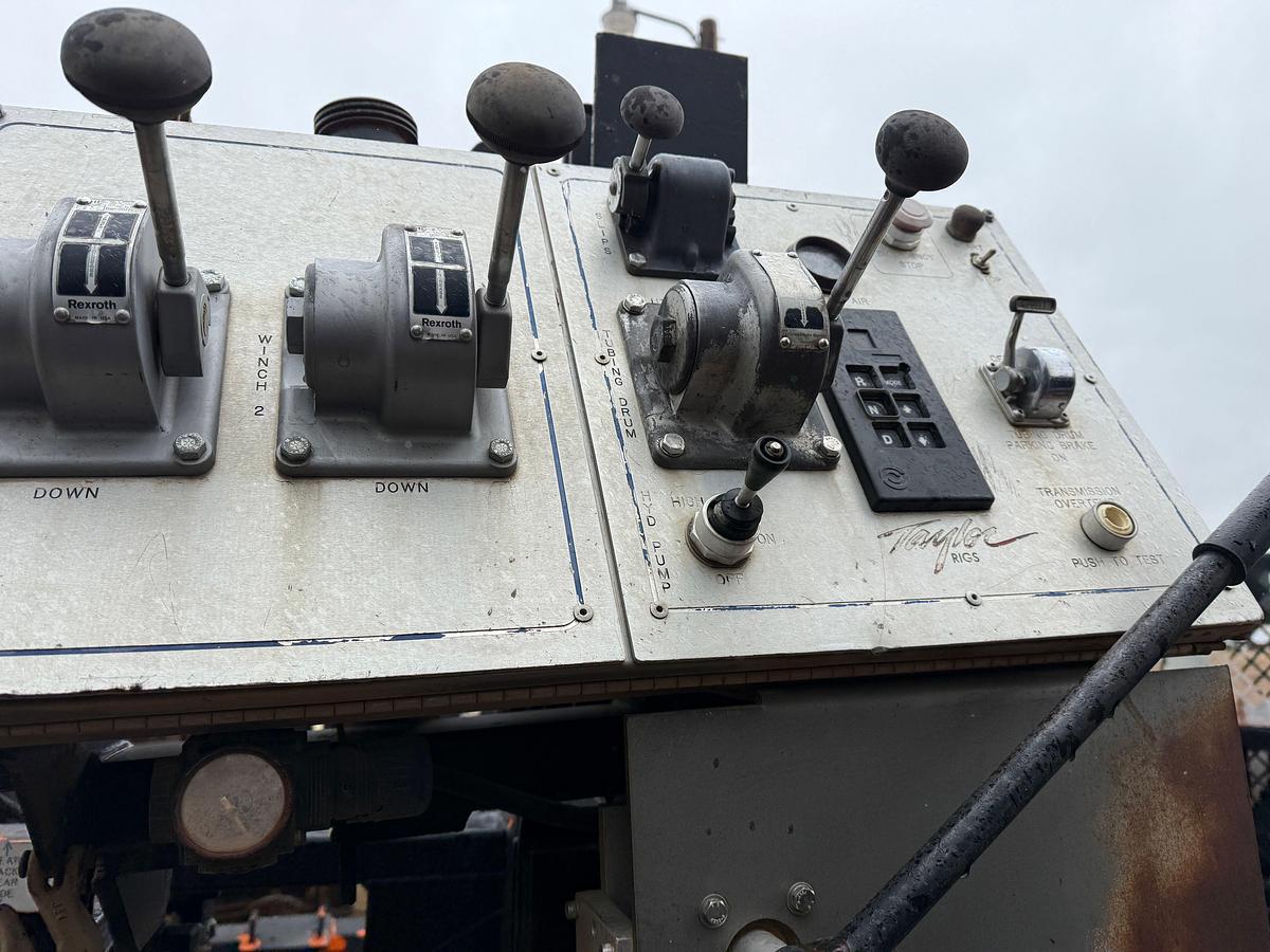 Used 2006 TAYLOR C500 DD 104’-250K 5-AXLE WELL SERVICE WORKOVER RIG