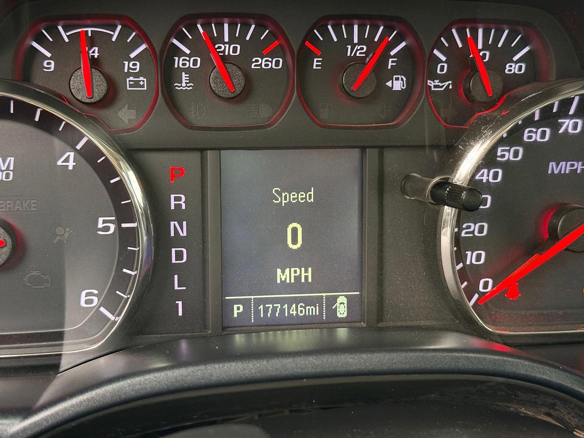 Used 2018 CHEVROLET SILVERADO 2500HD 4X4 CREW CAB PICKUP TRUCK