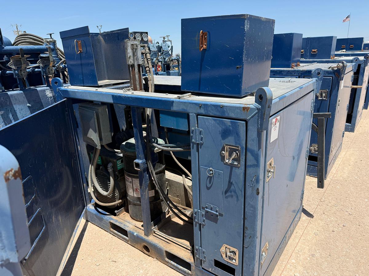 Used SELF CONTAINED 20K WP GREASE INJECTION UNIT COMBO P/B 8.4-KW ISUZU DIESEL GENERATOR