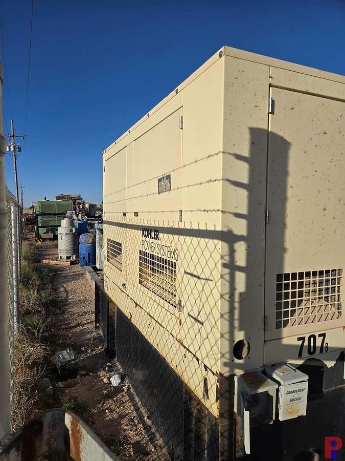 Used KOHLER POWER SYSTEMS 58KW DIESEL GENERATOR W/ FUEL TANK