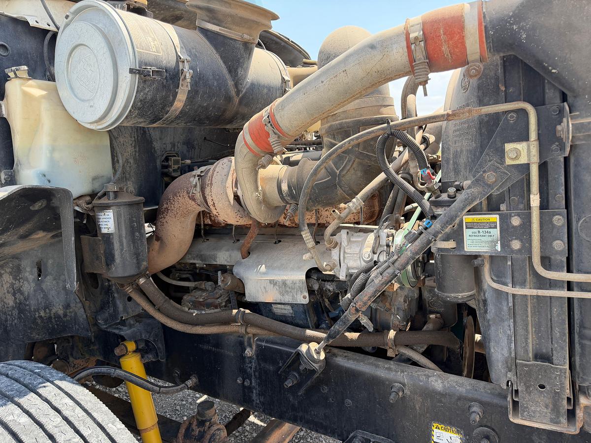 Used 1998 MACK Texoma 330-12 Pressure Digger Anchor Truck