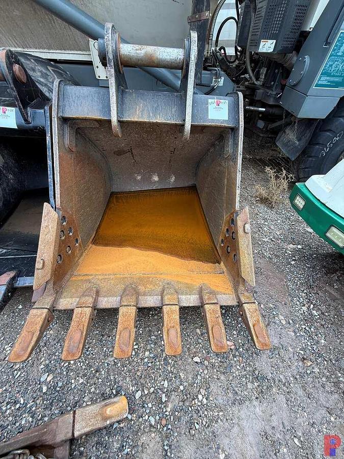 Used 48” HD 6-TOOTH EXCAVATOR BUCKET