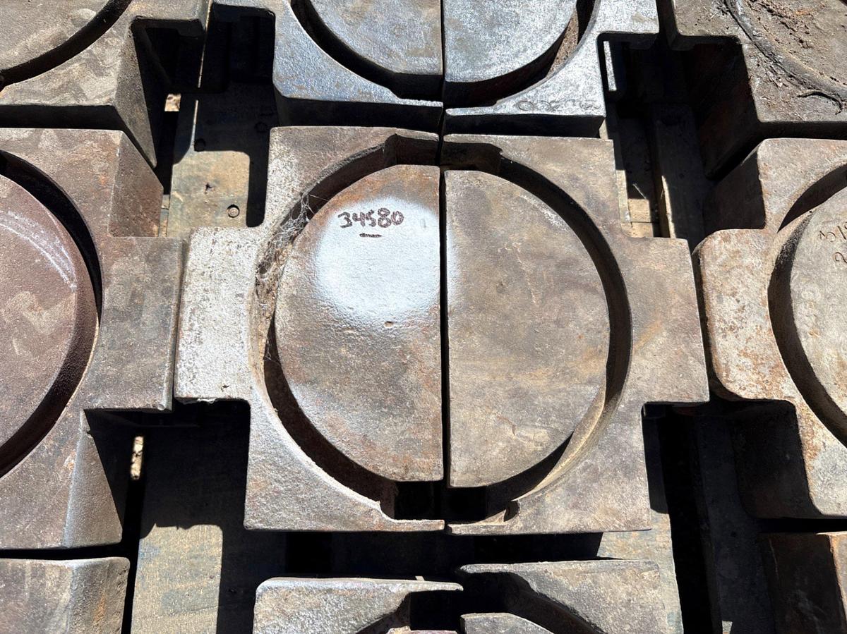 Used SET OF (2) BLIND REEDY BOP RAMS