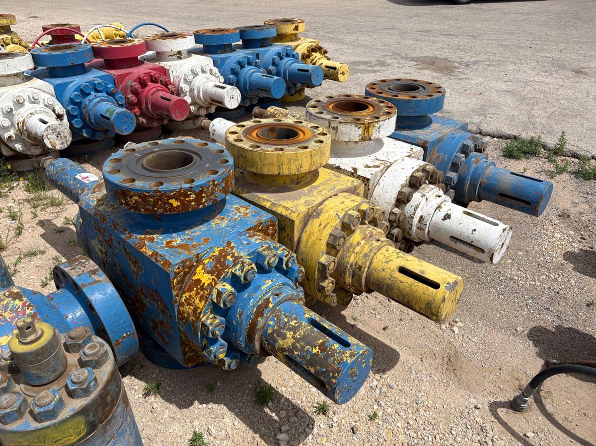 Used (4x$) (4) 7-1/16” 10k frac valves