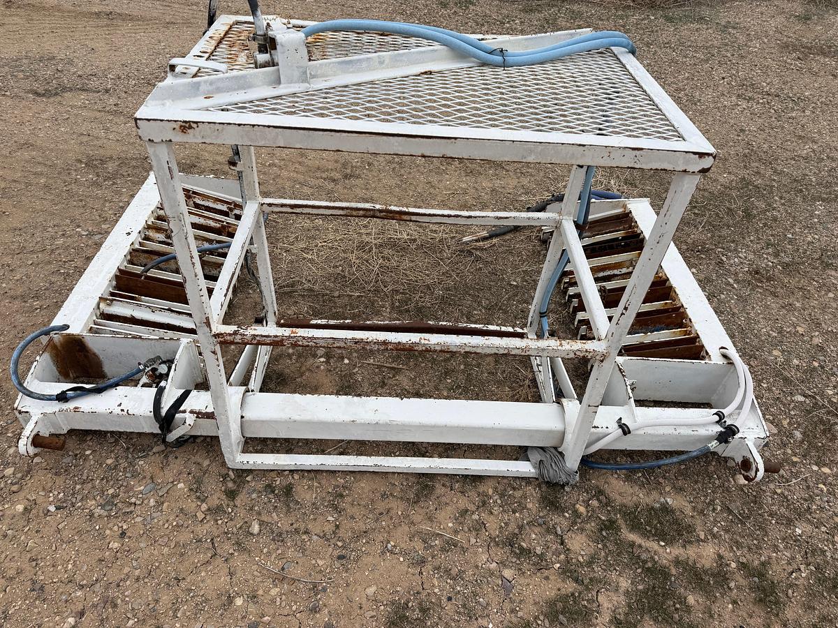 Used 2004 CROWN CE550 DD 104’-250K 5-AXLE WELL SEEVICE WORKOVER RIG