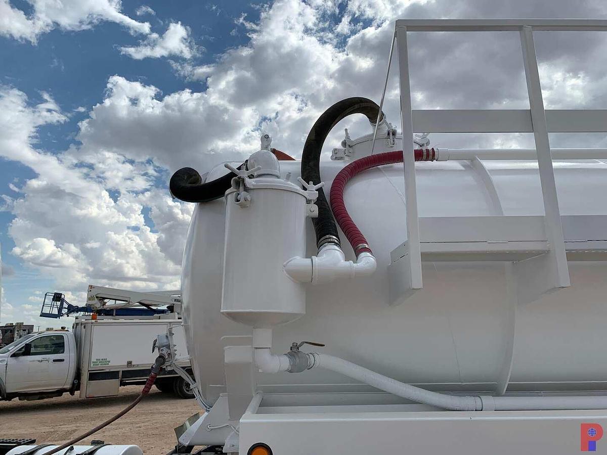 Used 2006 TROXELL 130 BBL T/A VACUUM TRAILER