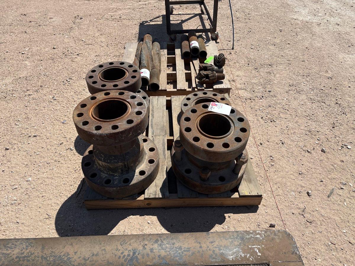 Used Pallet w/ (3) 7” 10k x 5k spools & (1) 7” 5M x 8-5/8” Larkin flange