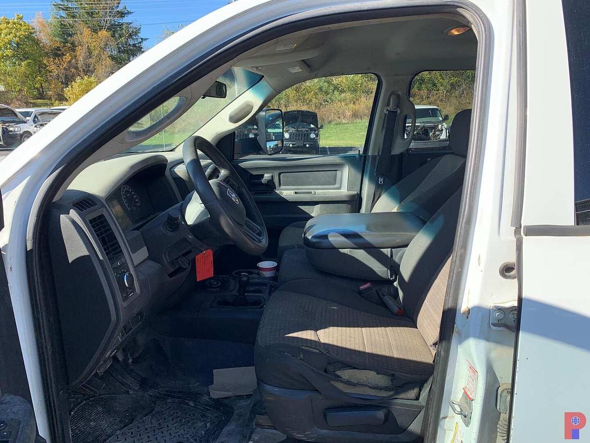 Used 2012 RAM 2500 HD HEMI 5.7L 4X4 CREW CAB PICKUP