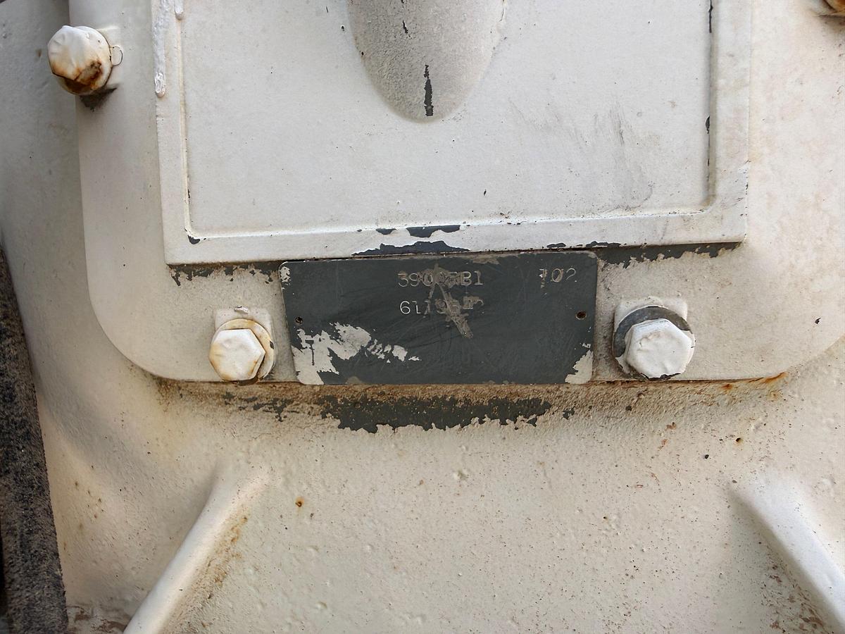 Used QUINCY MODEL 390, 69.2-CFM / 200-PSI INDUSTRIAL AIR COMPRESSOR P/B 25-HP ELECTRIC MOTOR MTD ON SKID