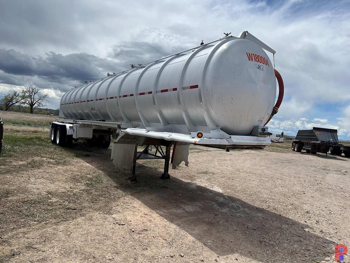 Used 2015 TREMCAR T/A 180BBL ALUM. VACUUM TRAILER