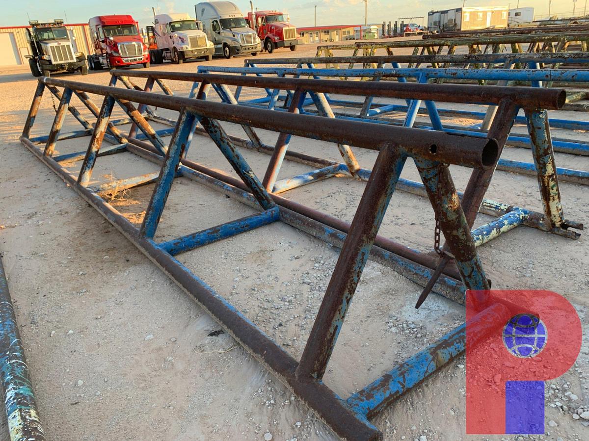 Used (2X$) 28’X 42” TRAINGLE PIPE RACKS
