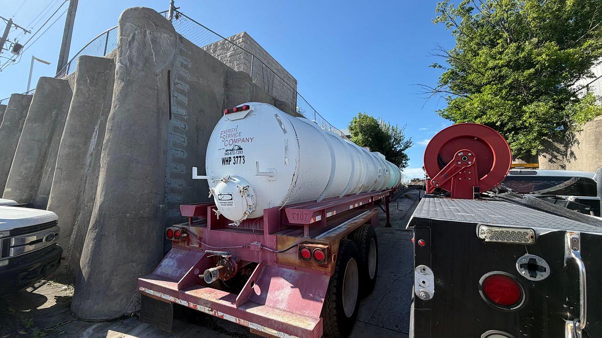 Used 2008 Overland 2 Comp. 130 BBL. Kill Trailer