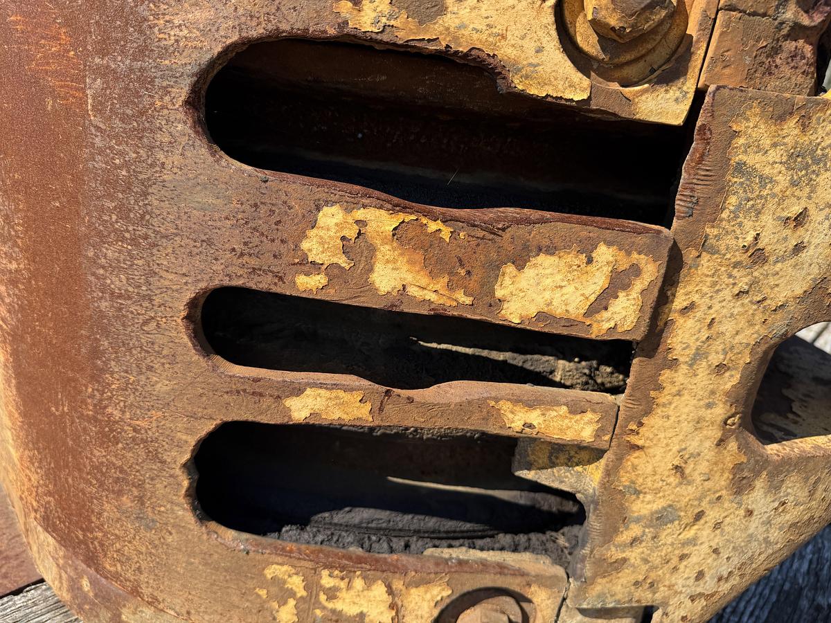 Used MCKISSICK 100-TON 24” 3-SHEAVE WELL SERVICE TRAVELING BLOCK