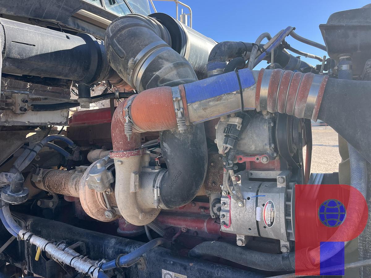 Used 2007 KENWORTH T800 3-AXLE DAYCAB WINCH TRUCK