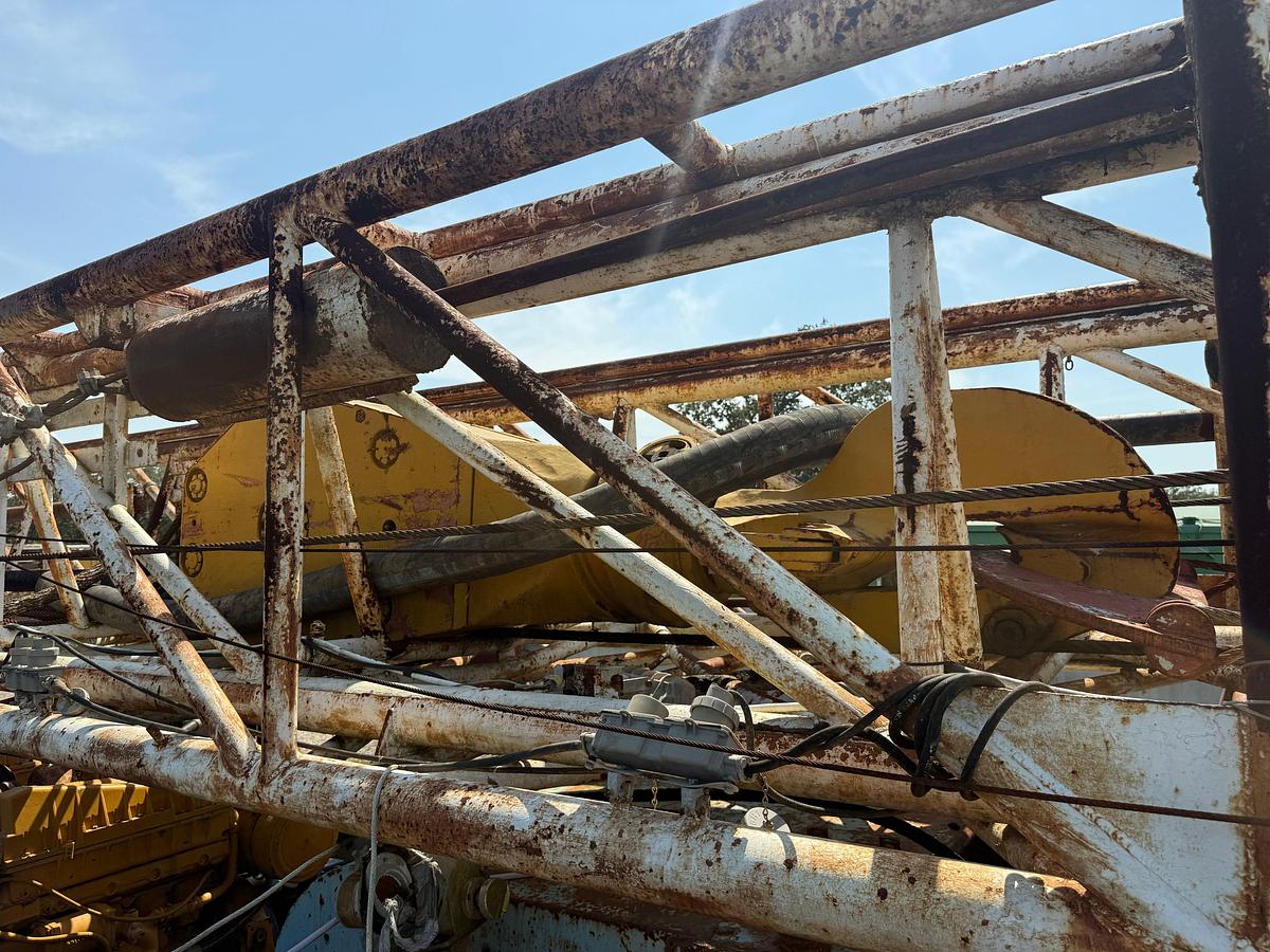 Used SPENCER-HARRIS MODEL 7000 TRAILER MTD DRILLING RIG & 14'L X 8'T X 16'W SUBSTRUCTURE W/ RAMP