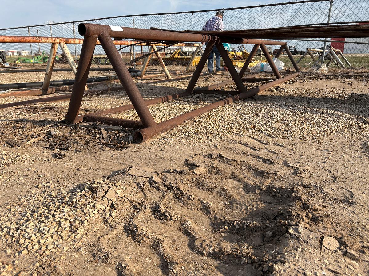 Used (2x$) 20’ x 32” triangle pipe racks