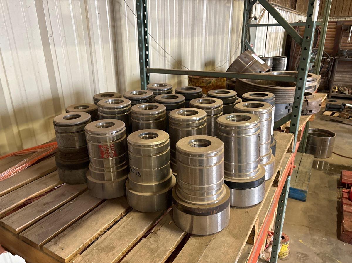 Used (24) TC1W 2-7/8” hangers f/ production tree