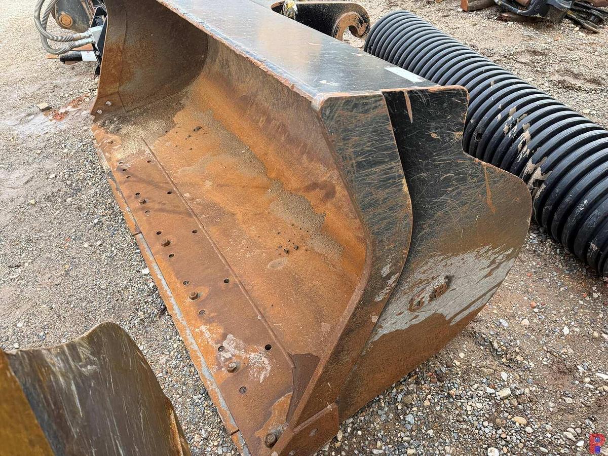 Used 120” HD QUICK ATTACH WHEEL LOADER BUCKET