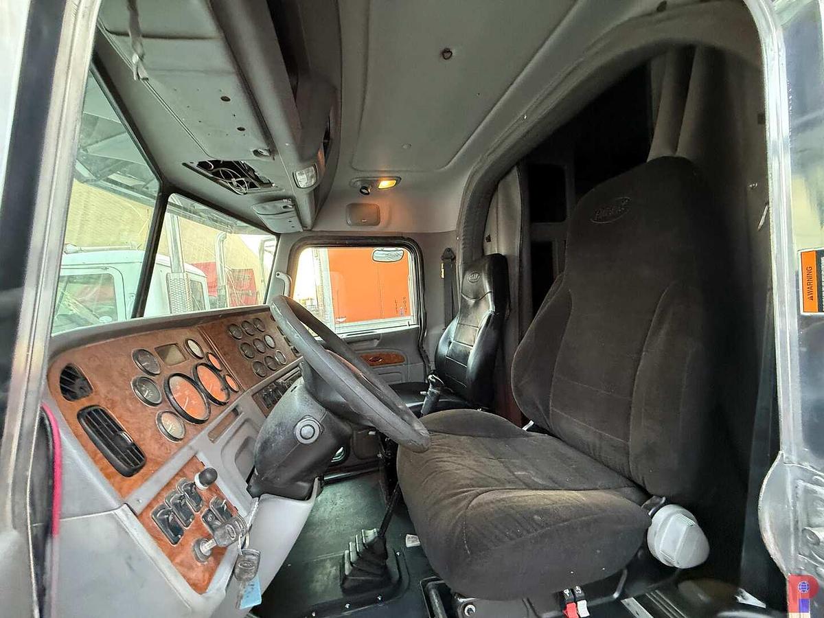 Used 2007 PETERBILT 379 T/A  63” SLEEPER TRUCK