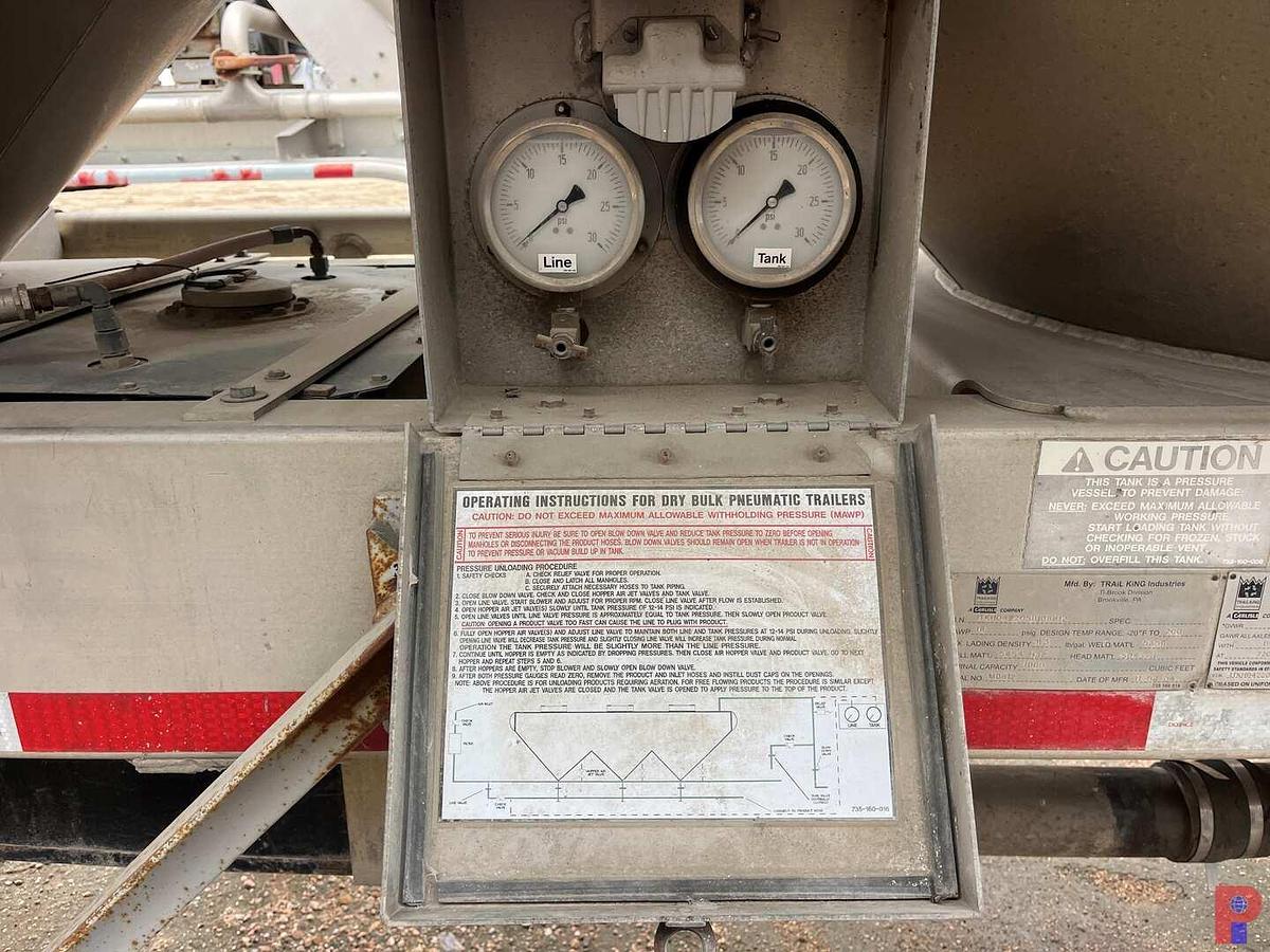 Used 2005 TRAIL KING 1,000 CU. FT. ALUMINUM PNEUMATIC TRAILER W/ BLOWER