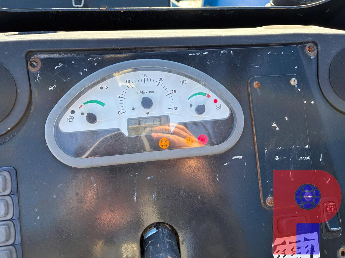 Used 2014 GENIE GTH1056 10,000LBS TELEHANDLER FORKLIFT