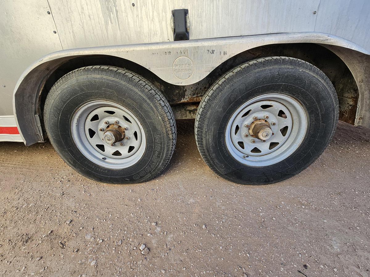 Used 2015 WELLS CARGO 27’ X 8’ T/A BUMPER PULL ENCLOSED TRAILER