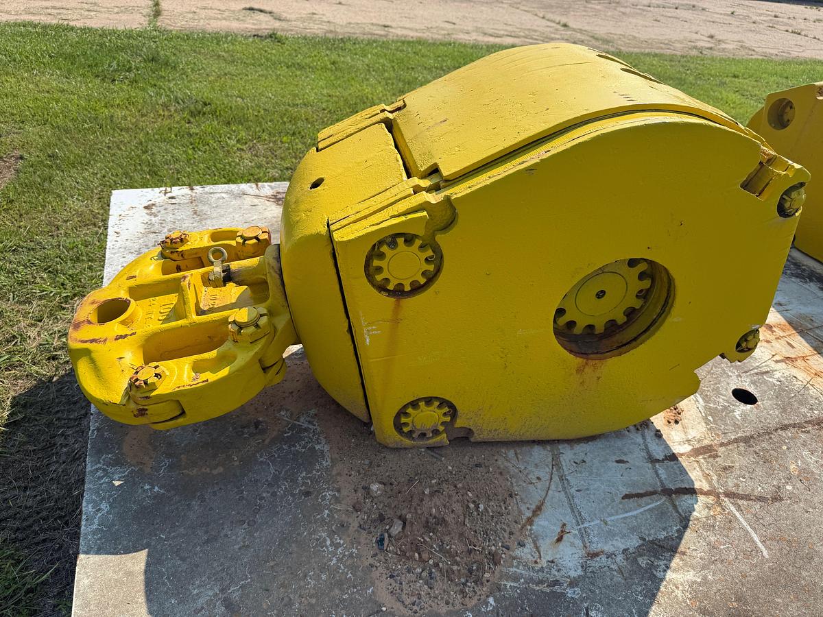 Used MCKISSICK 83A 100-TON WELL SERVICE BLOCK
