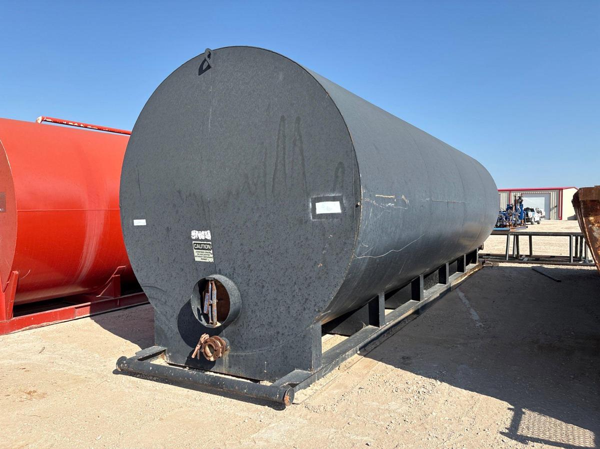Used J&J steel 10’ 6” x 32’ 500BBL round bottom frac tank, skidded