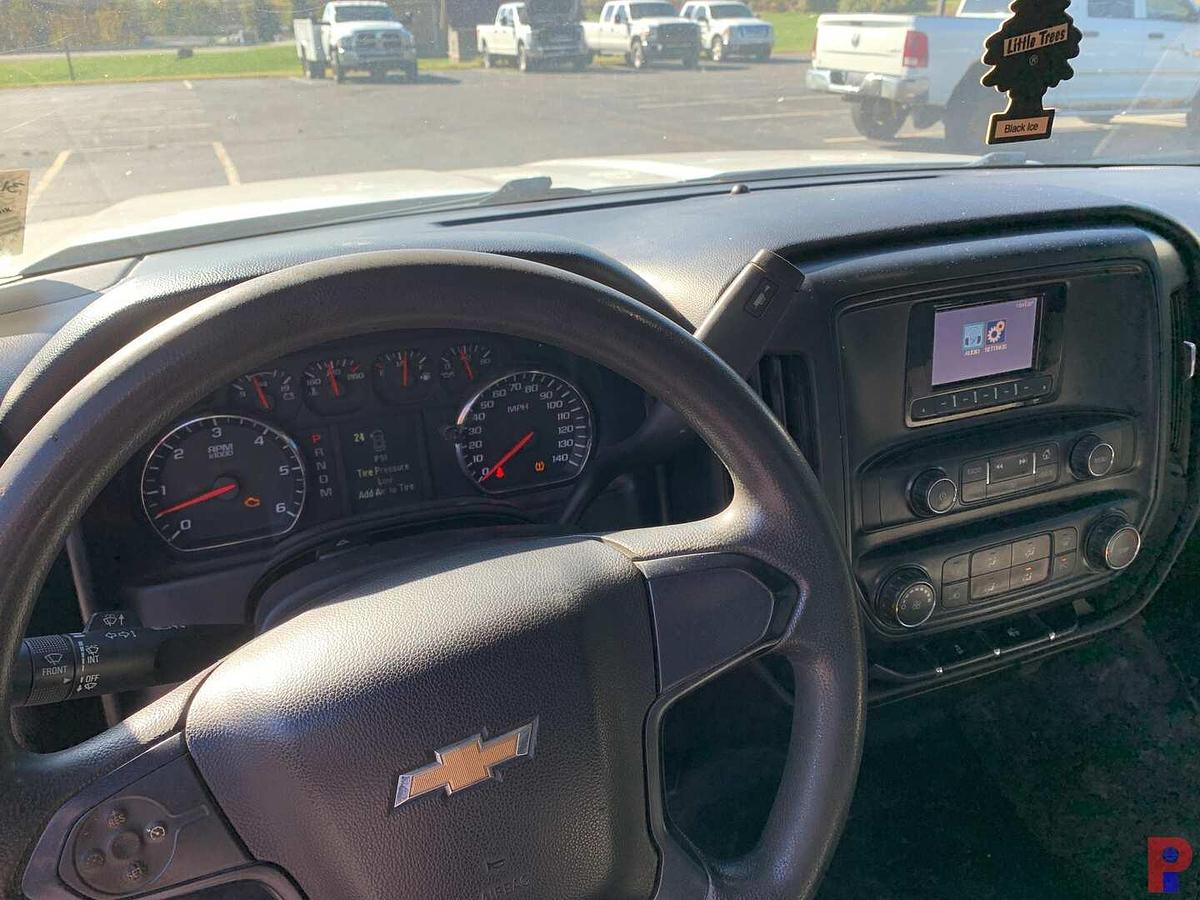 Used 2014 CHEVROLET SILVERADO 1500 4X2 CREW CAB PICKUP