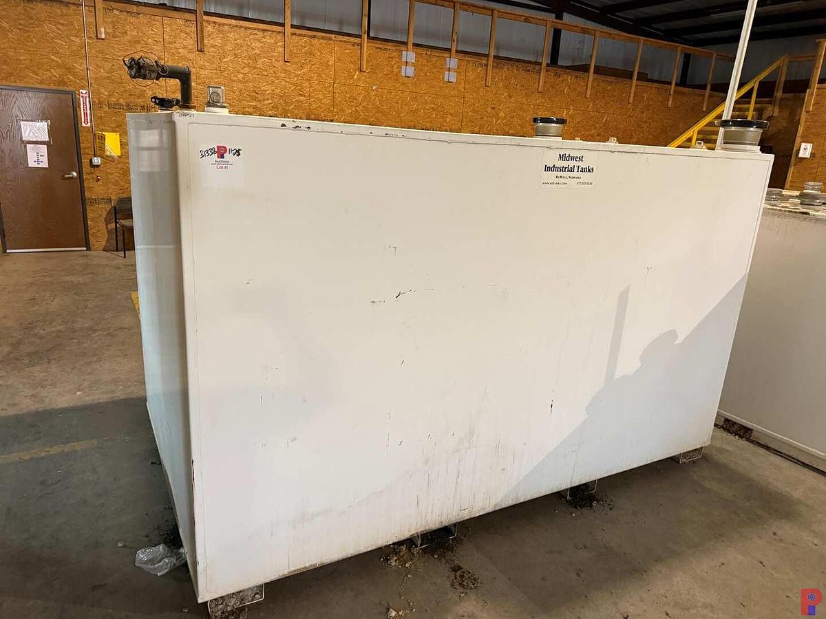 Used 2017 BLAZER MFG. 118”L X 70”W X 68”H 2,000 GALLON STORAGE LUBE TANKS
