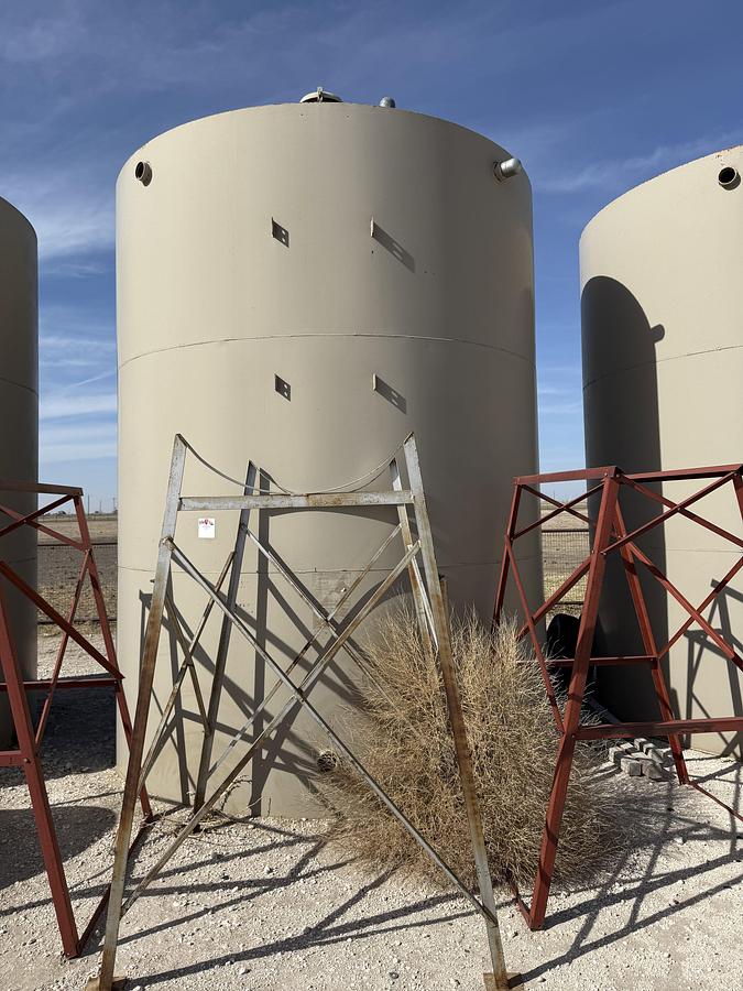 Used 2006 CRALL PRODUCTS 12’ DIA X 15’ H 300 BBL CRUDE OIL STORAGE TANK