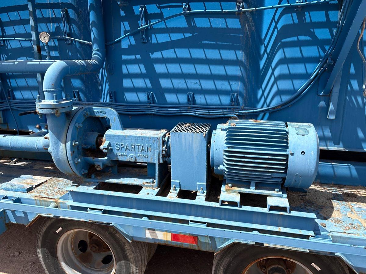 Used 2017 BIG TEX 40’ X 102” T/A GOOSENECK BATCH MIXING TRAILER