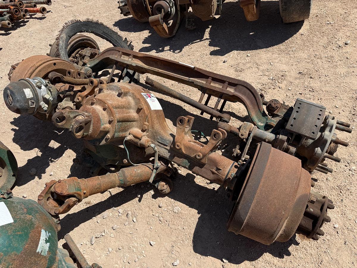 Used ROCKWELL RR23160 23K LBS 4.30 RATIO REAR REAR DIFF & BANJO HSG W/ HUBS & FRONT AXLE