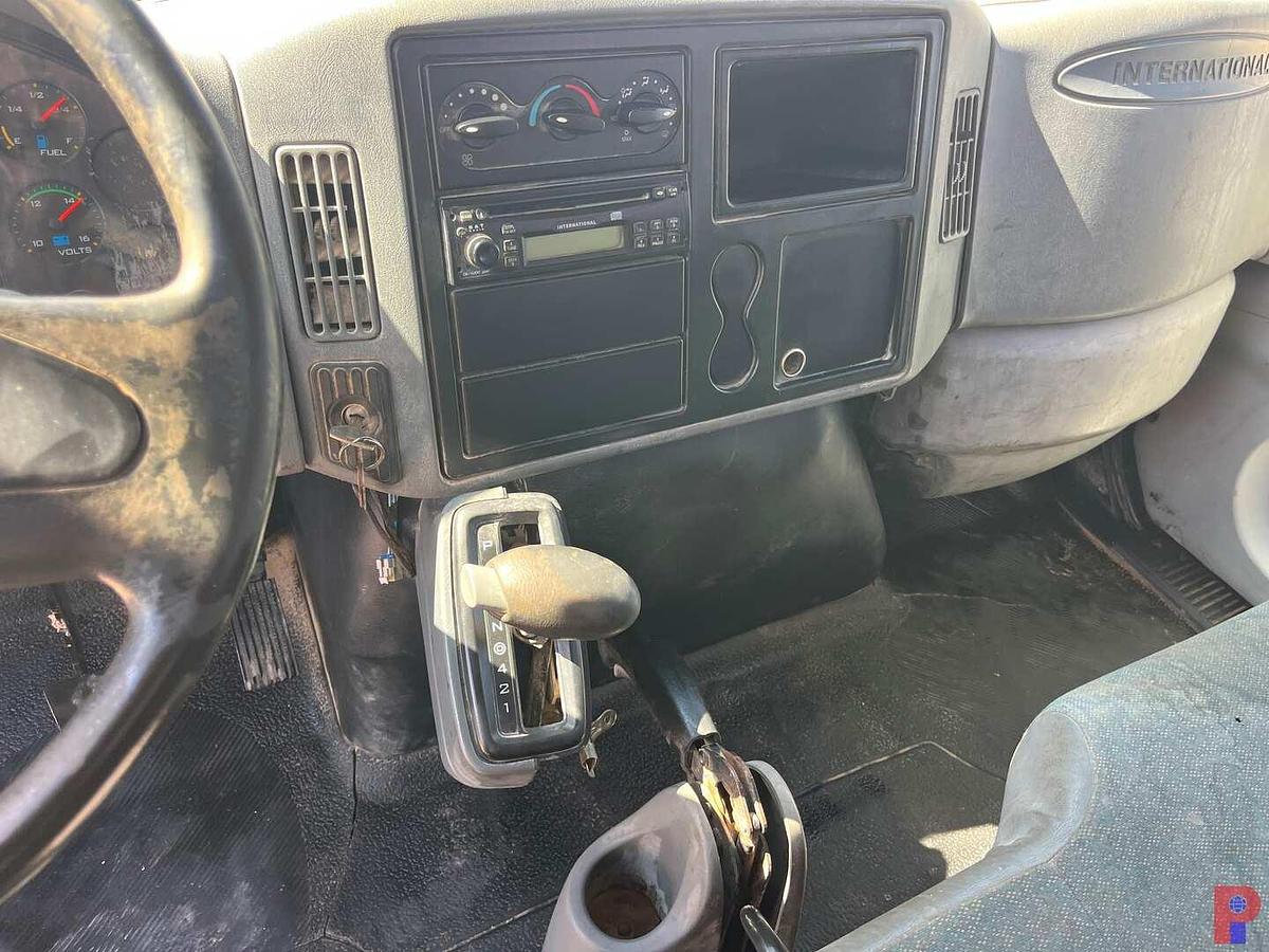 Used 2007 INTERNATIONAL DURASTAR 4300 ROUSTABOUT TRUCK