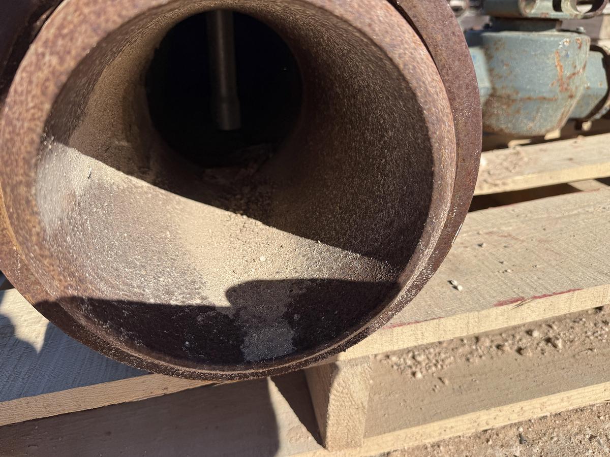 Used (1) MULTI-SIZE SINGLE PLUG CEMENT HEAD