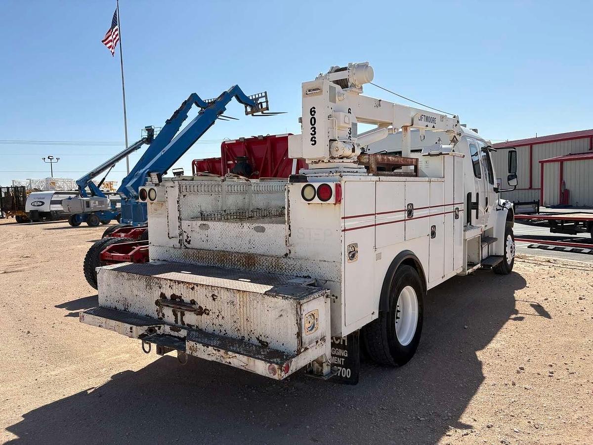 Used 2012 FREIGHTLINER M2 106 S/A SLEEPER MECHANICS TRUCK
