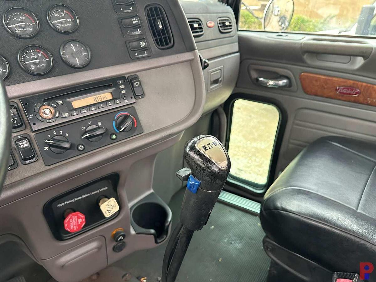 Used 2012 PETERBILT 367 T/A WINCH TRUCK