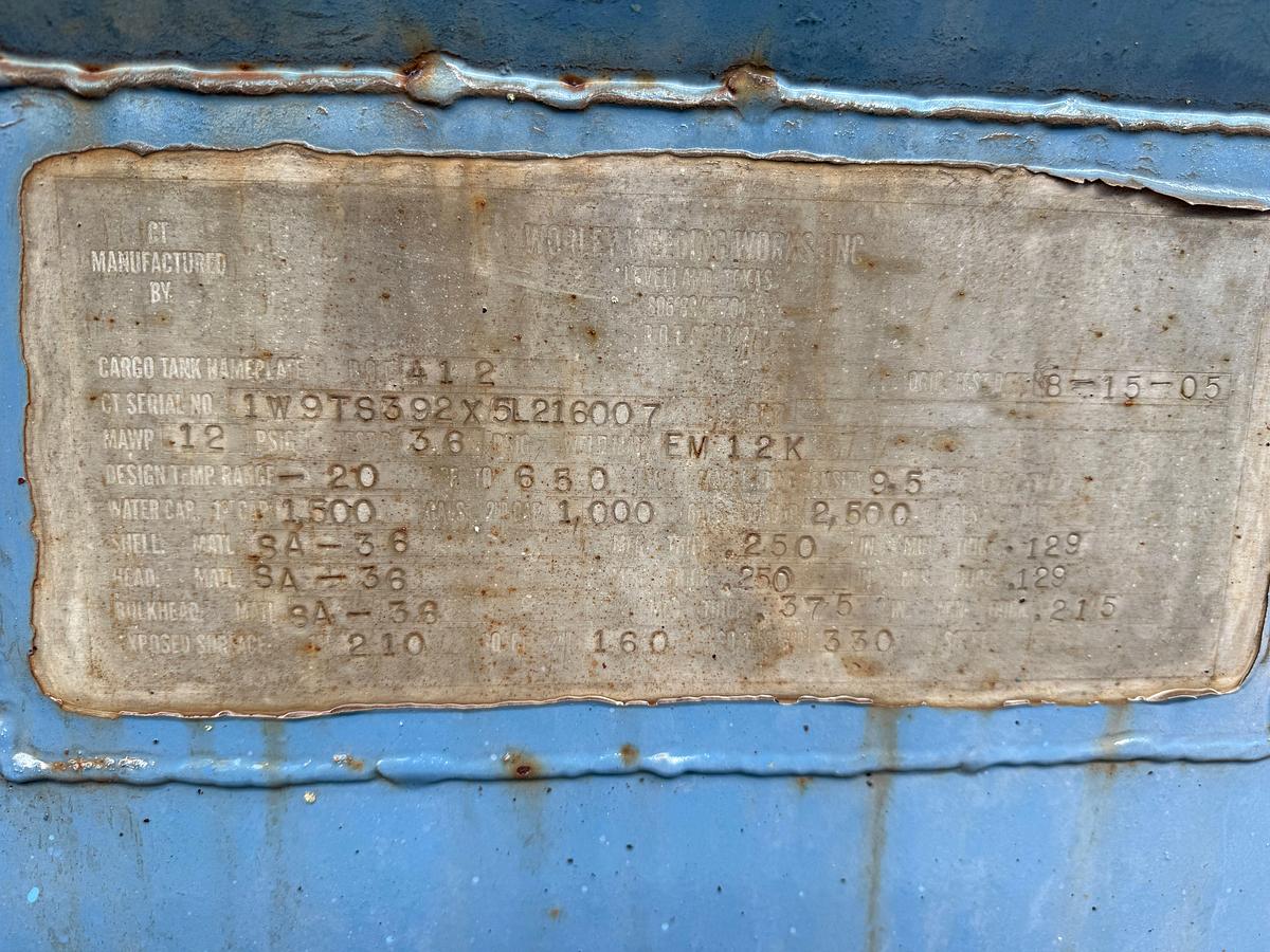 Used 2005 WORLEY WELDING WORKS 5,000 GAL 3-COMP ACID TRANSPORT TRAILER