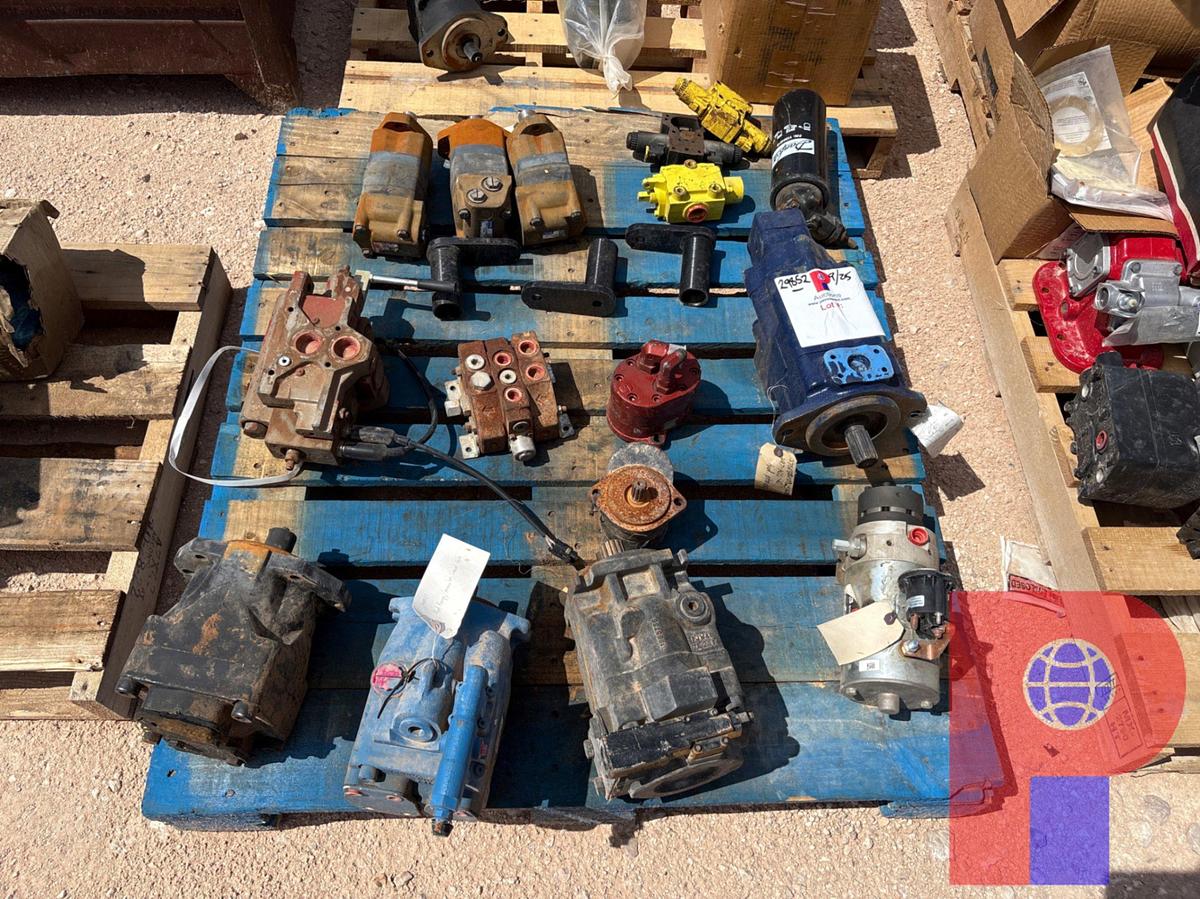 Used (8) ASSORTED HYDRAULIC MOTORS & (2) CONTROL VALVES