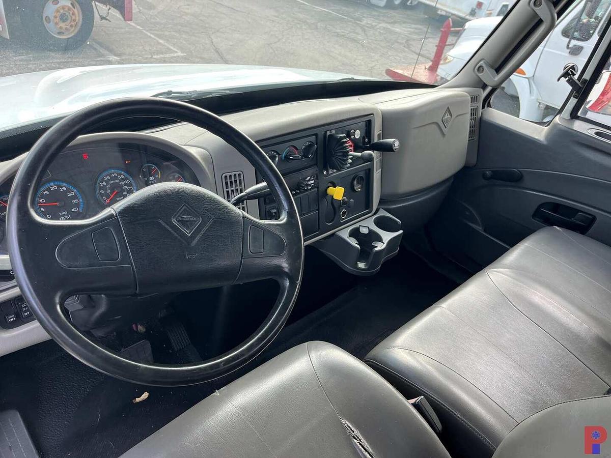 Used 2019 INTERNATIONAL  DURASTAR 4300 S/A 20K LB ROUSTABOUT WINCH TRUCK