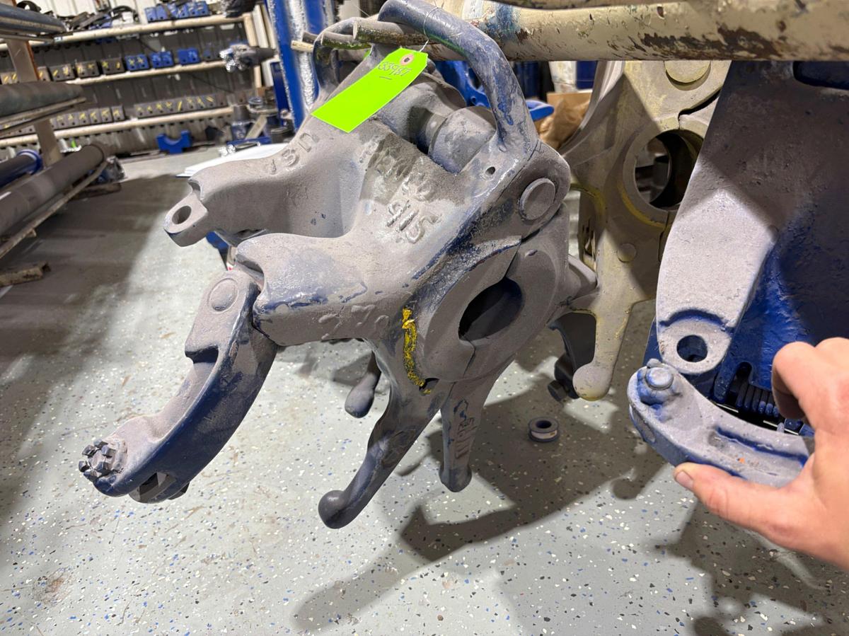 Used 100 ton 2-7/8” square shoulder elevator